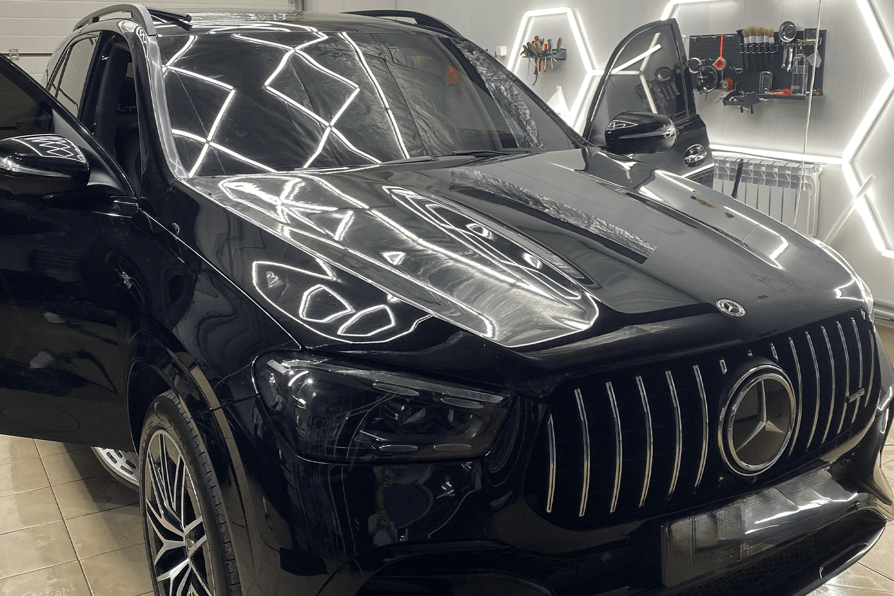 Антигравийная бронепленка PPF ECTROL на Mercedes GLE — оклейка авто КМВ